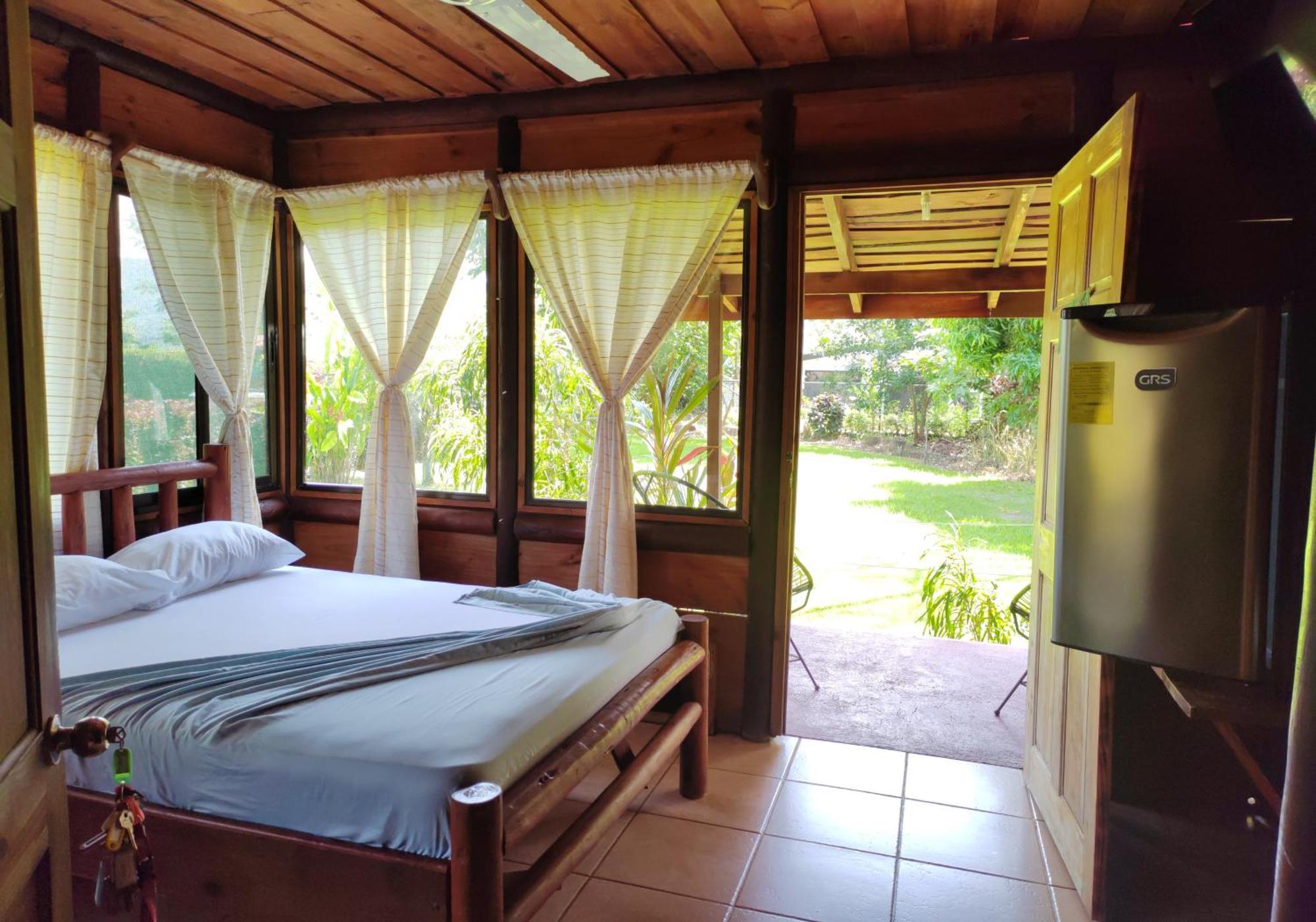 Hotel Canto De Ballenas Uvita Exterior photo