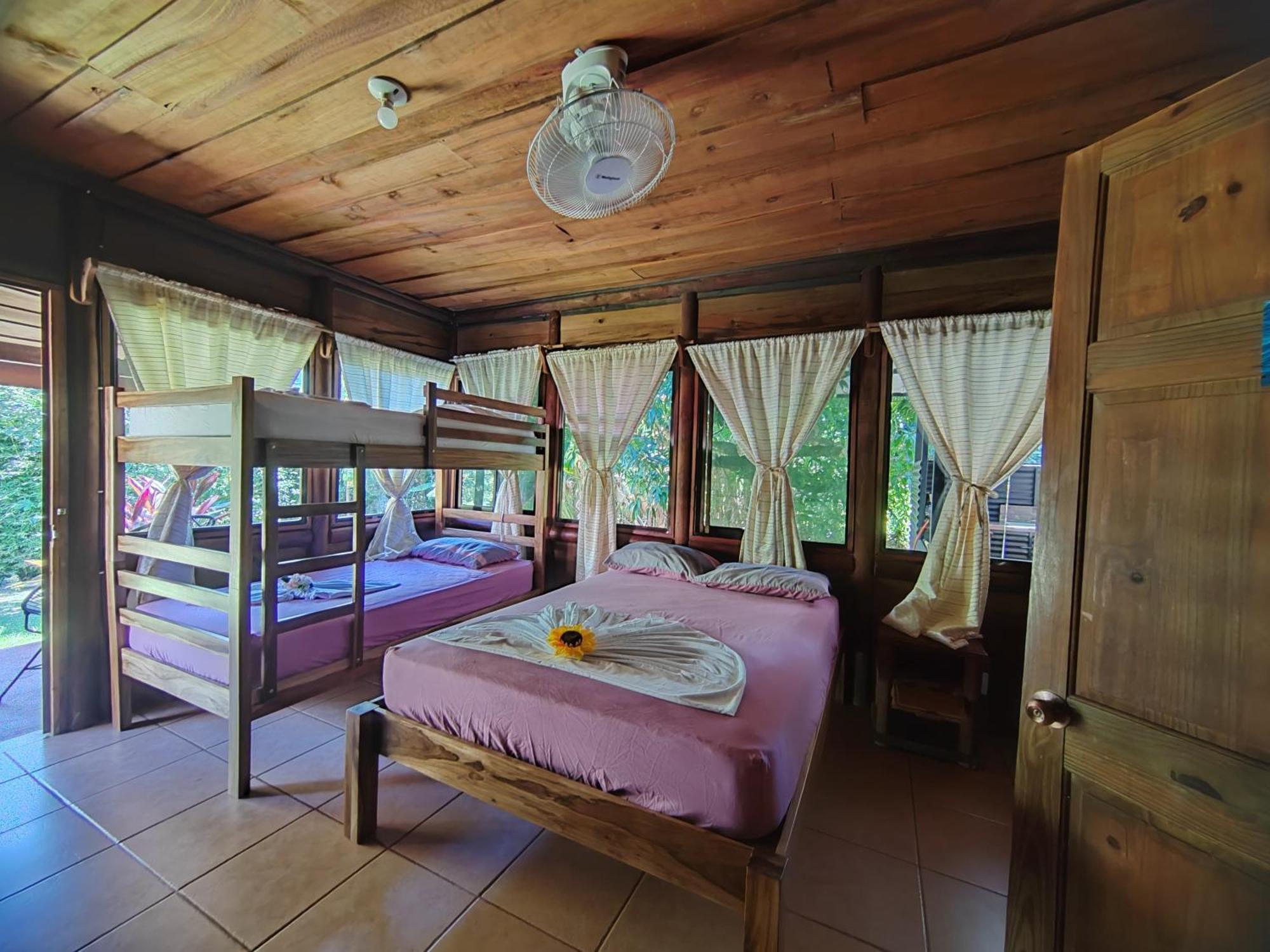 Hotel Canto De Ballenas Uvita Exterior photo